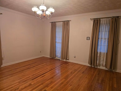 1203 Winchester Ave, Middlesboro, KY 40965 - photo 7