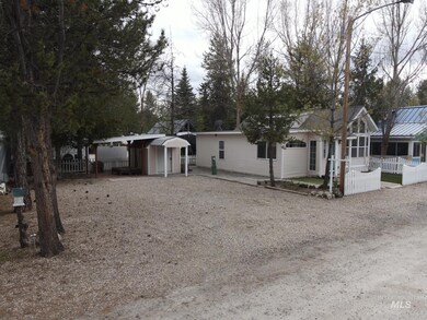 514 N Sawyer St unit A41 & A43, Cascade, ID 83611 - photo 5