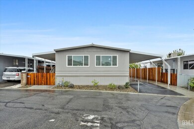 335 Hickorywood Ln, Bakersfield, CA 93308 - photo 4