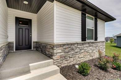 1318 S Barnard Ct, Republic, MO 65738 - photo 3