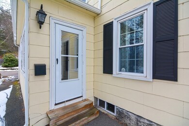 65 Freedom St unit 65, Hopedale, MA 01747 - photo 4