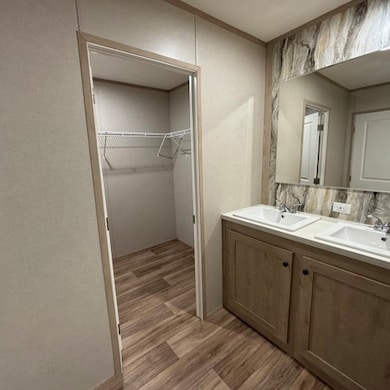 27 Crestwood Dr unit 35, Middletown, IN 47356 - photo 5