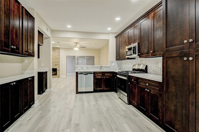 1752 S Gessner Rd, Houston, TX 77063 - photo 2