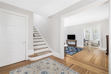 10 Eustis Ave, Newport, RI 02840 - photo 6