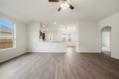 1023 Brahma Cir, East Bernard, TX 77435 - photo 5