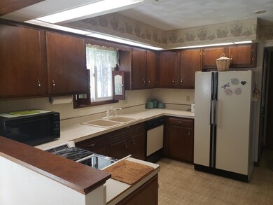 10926 Us Highway 231, Loogootee, IN 47553 - photo 5