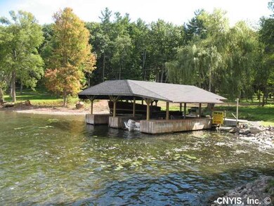 Waterfront/Dock/Pier