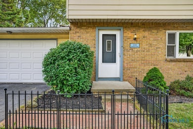 2155 Bishopsgate Dr, Toledo, OH 43614 - photo 3