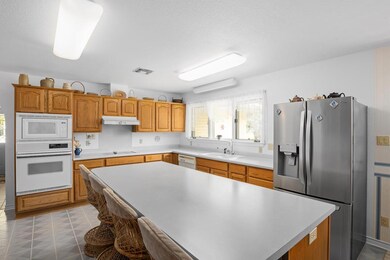 110 Tanglewood Dr, Fredericksburg, TX 78624 - photo 7