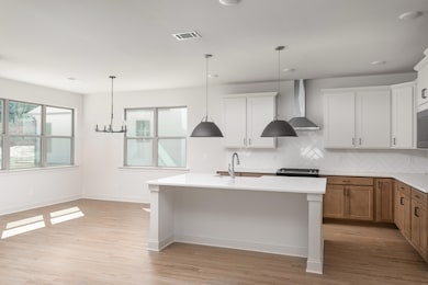 MF 89 - 8884 Little Pine Ln_Kitchen & Di