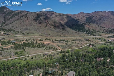 Sweeping views of the Ute Pass
