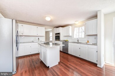 4308 Sugar Pine Ct, Burtonsville, MD 20866 - photo 5