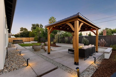 3420 Grove Cir, Loomis, CA 95650 - photo 2