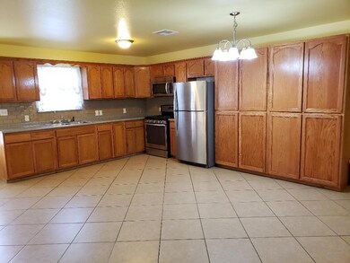 619 Achim Dr, El Paso, TX 79928 - photo 3