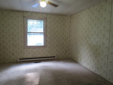 64 Judith St, Danville, NH 03819 - photo 5