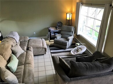 384 Maple Ave, Sheffield Lake, OH 44054 - photo 4