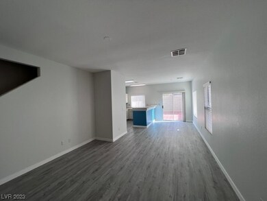 2576 Lazy Saddle Dr, Henderson, NV 89002 - photo 2