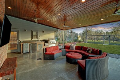 13303 Indian Creek Rd, Houston, TX 77079 - photo 5