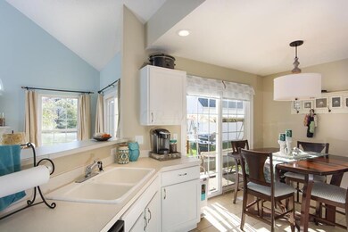 8632 Lazelle Commons Dr-41.jpg