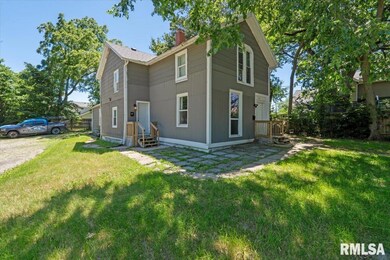 1011 E Locust St unit 1, Davenport, IA 52803 - photo 2