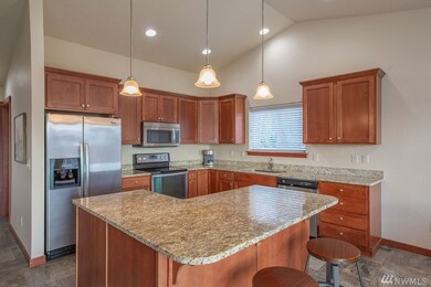 405 S Jarvis Ave, East Wenatchee, WA 98802 - photo 2