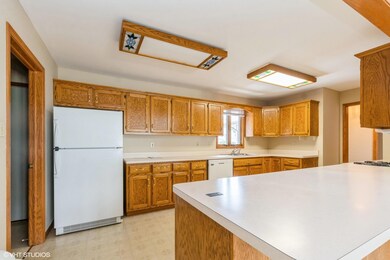 1614 Lake St, Dyer, IN 46311 - photo 5