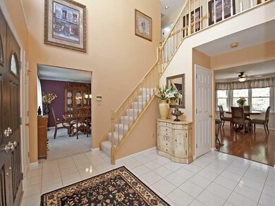 Entry/Foyer.