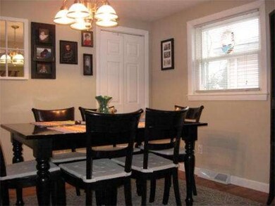 39 Smart St, Waltham, MA 02451 - photo 7