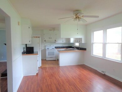 Kitchen/Dining Room Combo