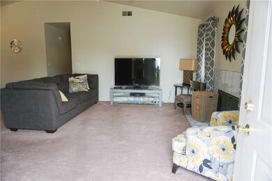 2153 Pepper Dr, Highland, CA 92346 - photo 2