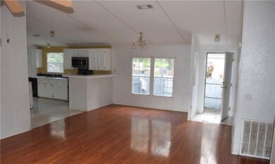 9304 Ashley Oaks Ct, Tampa, FL 33610 - photo 6