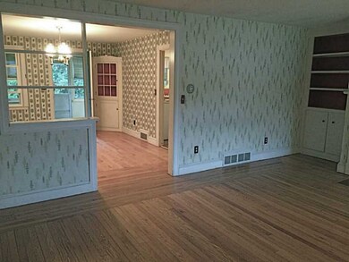 20 Elmwood Dr, Bristol, RI 02809 - photo 7