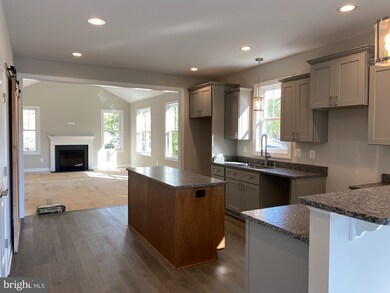 650 Gold Cup Dr, Warrenton, VA 20186 - photo 2