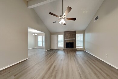 15 S Drifting Leaf Ct, Spring, TX 77380 - photo 2