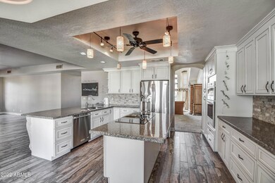 KITCHEN 4