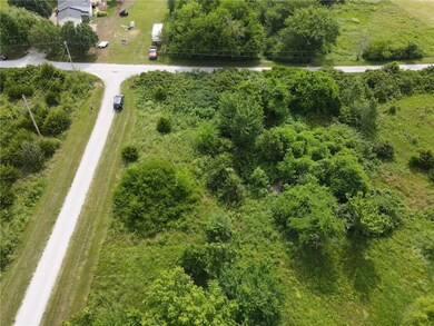 2 & 6 Ravens Roost, Linn Valley, KS 66040 - photo 3