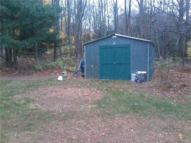 5244 S Mountain Dr, Emmaus, PA 18049 - photo 7