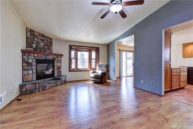 27204 Manor Place NW, Stanwood, WA 98292 - photo 6