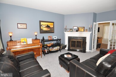 10 Old Forge Dr, Pemberton, NJ 08068 - photo 3