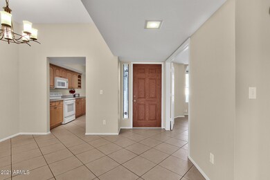 7637 S Taylor Dr, Tempe, AZ 85284 - photo 7