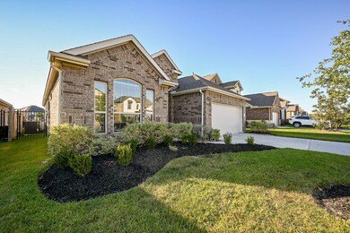 29627 Kynndal Shore Dr, Spring, TX 77386 - photo 2