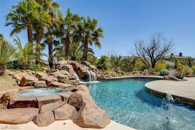 Pebble Tec pool and spa with a show stopping water