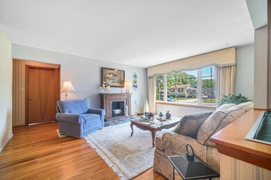 118 Minter Dr, Griffith, IN 46319 - photo 2