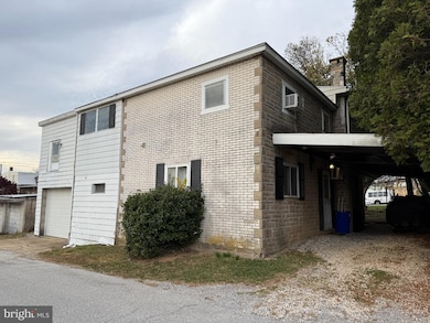 18 E Howard St, Dallastown, PA 17313 - photo 4