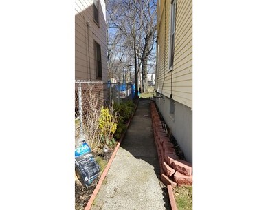 17 Catawba St, Roxbury, MA 02119 - photo 3