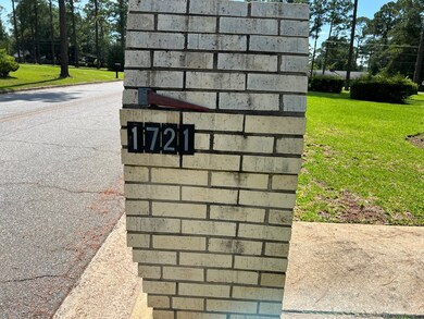 1721 Myrtle Rd, Albany, GA 31707 - photo 2