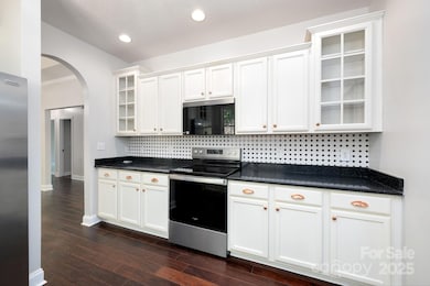 Ample Cabinet Storage Space 