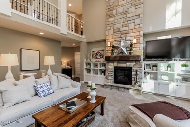 005-Living_Room-1253879-mls