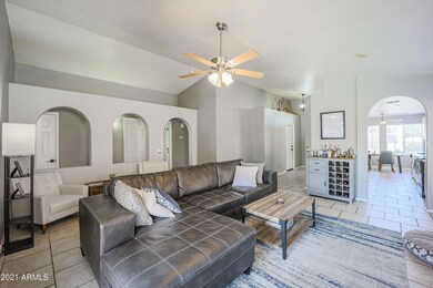 Open view to kitchen and hallway