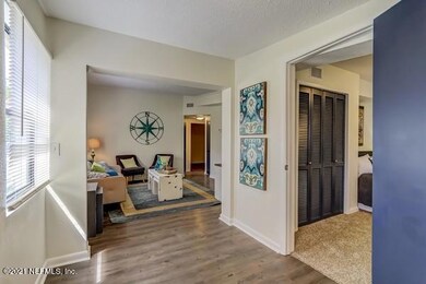 5625 Kimbrell Dr S, Jacksonville, FL 32210 - photo 6